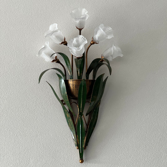 Aeyee Vintage Flower Shape Wall Sconce, White Frosted Glass Shade Wall Light, Elegant Bedside Wall Lamp for Entrance, Bedroom, Hallway