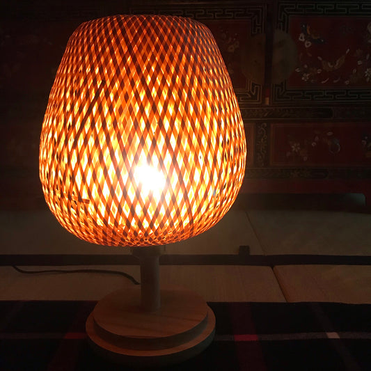 Aeyee Bamboo Table Lamp Cute Desk Lamp with Wood Base, Wicker Shade, Bohemian Bedside Lamp, Farmhouse Night Light for Hallway Living Room
