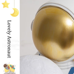 Aeyee Astronaut Table Lamp Cute Space Lamp Spaceman Bedside Lamp 3D Moon Space Decor Kids Night Light for Bedroom