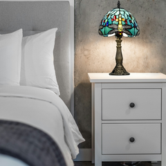 Aeyee Tiffany Style Table Lamp, Stained Glass Desk Lamp, Vintage Night Light, 8 Inch Reading Light with Handmade Lampshade for Small Bedside Table Bedroom Living Room