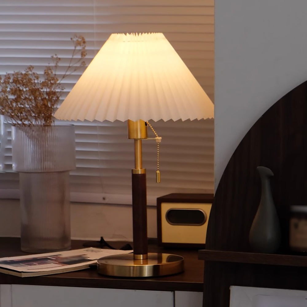 Aeyee Pull Chain Table Lamp Wooden Desk Lamp Bedroom Bedside Reading Lamp Pleated Fabric Night Lamp Suitable for Office Living Room