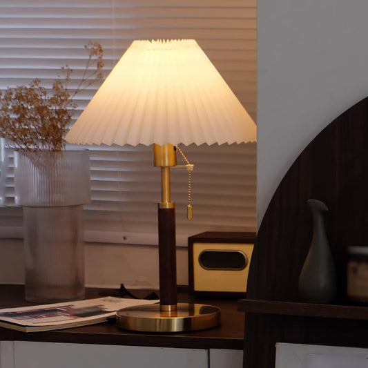Aeyee Pull Chain Table Lamp Wooden Desk Lamp Bedroom Bedside Reading Lamp Pleated Fabric Night Lamp Suitable for Office Living Room