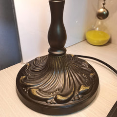 Aeyee Tiffany Table Lamp, Classy Night Light with Stained Glass Shade, Handmade Desk Lamp for Bedroom Nightstand