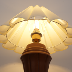 Aeyee Classic Wood Table Lamp with Linen Shade Farmhouse Table Lamp Wood Bedside Lamps Vintage Nightstand Lamps Petal-Shaped Desk Lamp for Bedroom Living Room